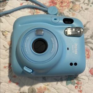 Instax Mini 11 Instant Camera - Blue